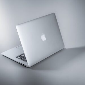 MacBook Air 13-inch, 8GB RAM 256GB